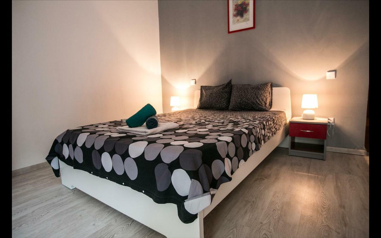 Cismigiu Garden Studio Appartement Boekarest Buitenkant foto
